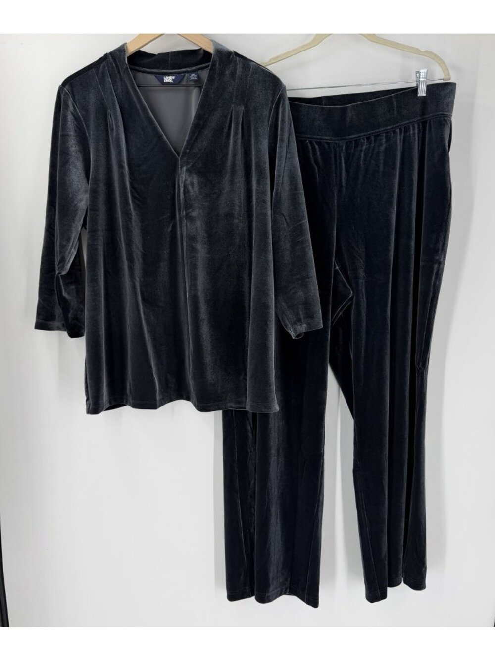 Lands' End Gray Crushed Velour V-Neck Top and Wide Leg Pant Set 2X